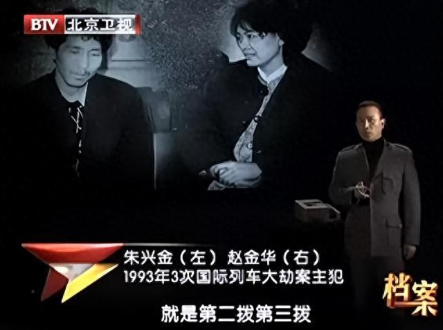 没想到，《莫斯科举动》首映第八天，口碑直接反转国庆档第一名