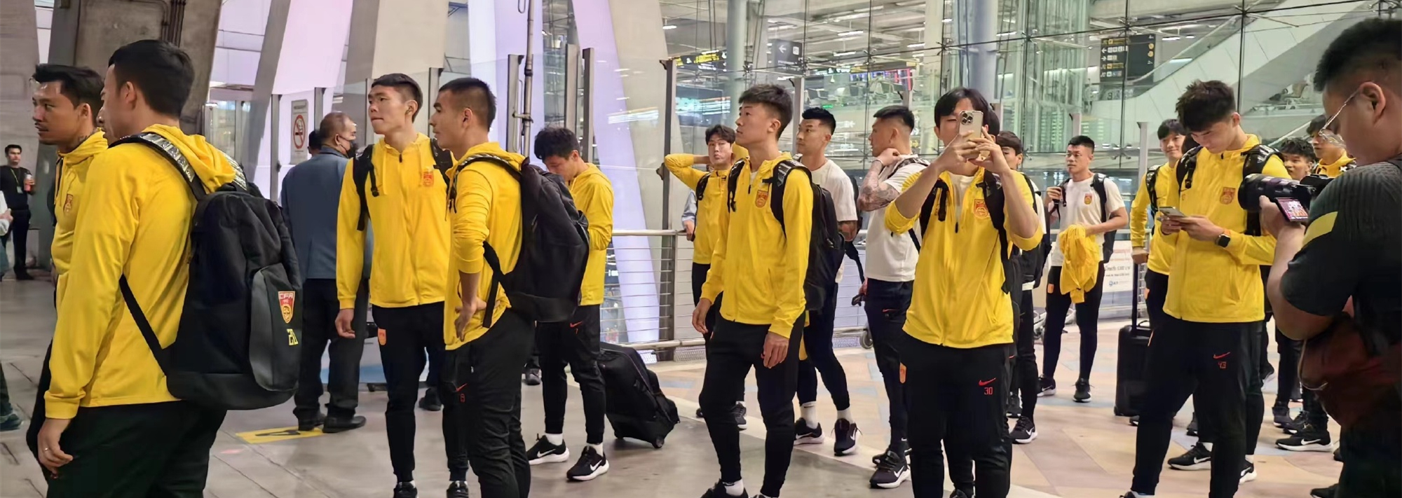国足已抵达曼谷，期待一场开门红。