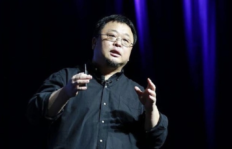 罗永浩站出来为董宇辉出头了！

而且他说的话，相当给力。

他说现在全行业都懂董