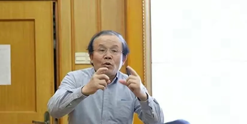 “731”是编造出来的谎话。

说这话的是上海交通大学原教授曹树基，认为日本没有