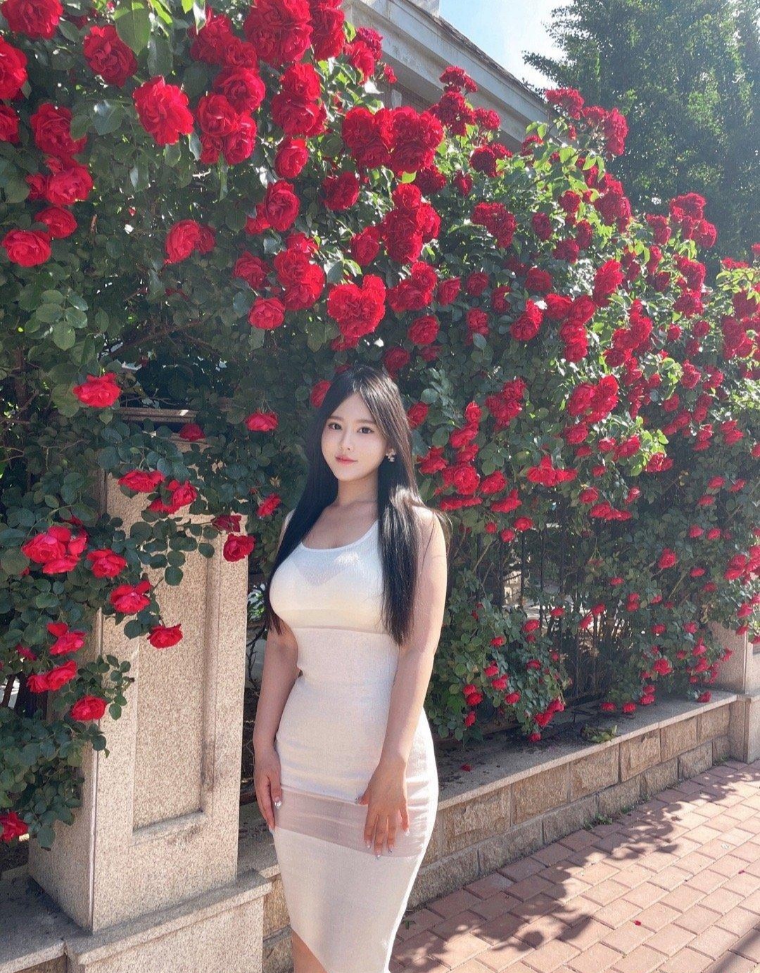 身材和颜值都过关，是不是才能被称作美女呀？这样的女孩一般都嫁给谁了？
