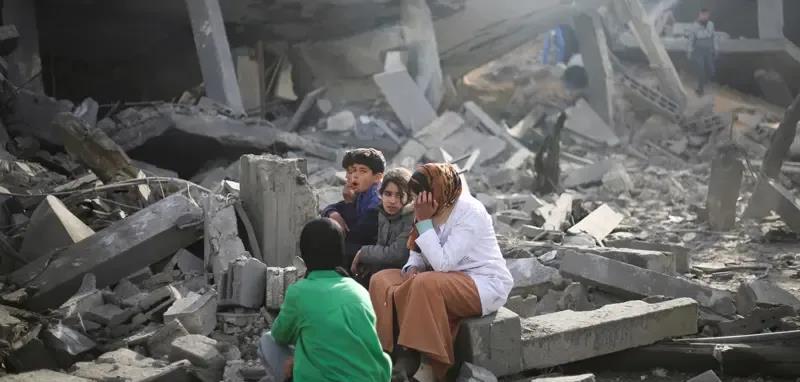 【以色列对拉法地区发动大规模空袭，中方回应】
外交部网站2月13日消息，外交部发