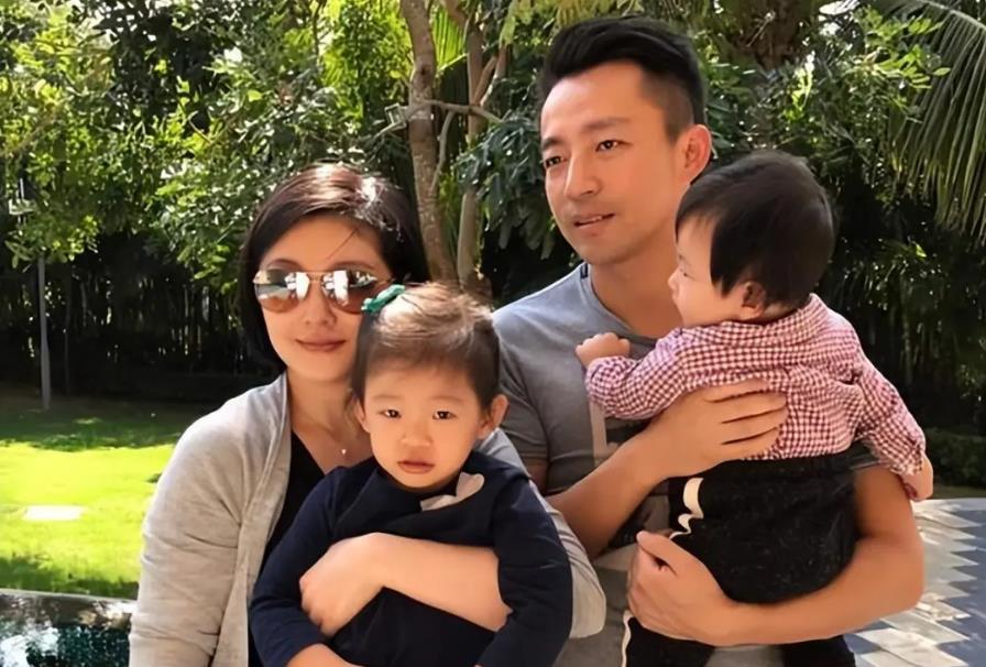 大S起诉前夫汪小菲，指控他在网上晒出她的个人信息，涉嫌违反《个人资料保护法》。大