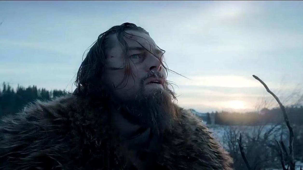 陪跑那么多年，小李子凭借《荒野猎人》，终于将小金人抱回家