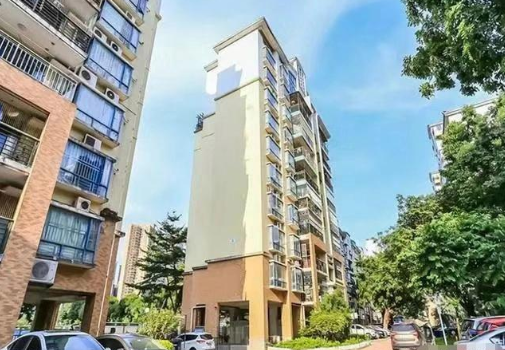 有一种遗憾，叫做选择了“一梯两户”

在房地产市场中，我们常常会遇到各种不同的房