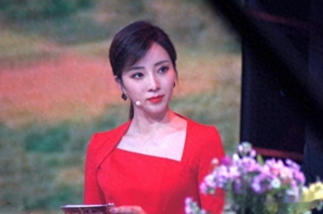 李思思“暴露无遗”？这一次她的狐狸尾巴显露来了