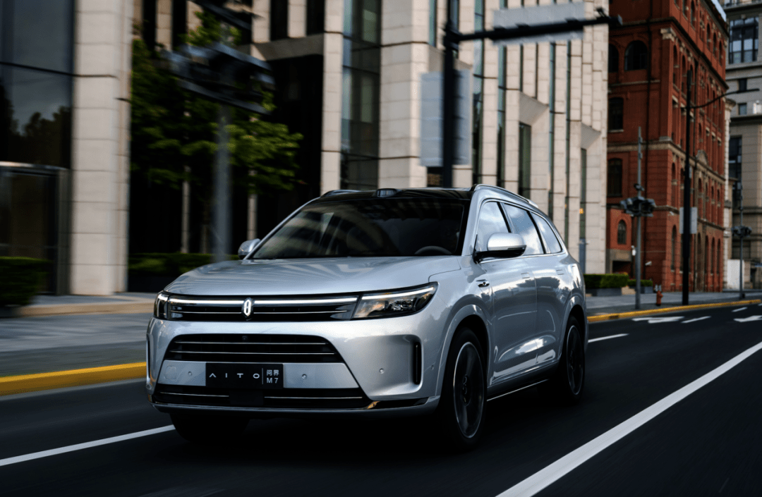 华为「造车」这家底，该盘盘了吧！