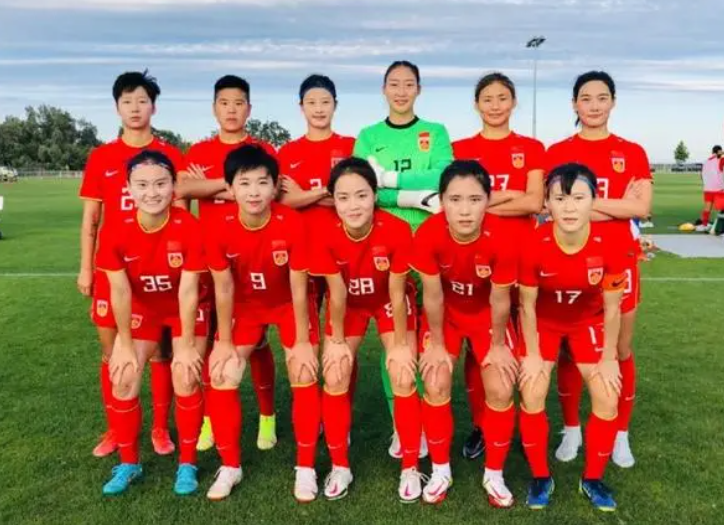 中国女足还会有机会吗？

A组，菲律宾女足，小组第二，3分-5净胜球，最后一轮对