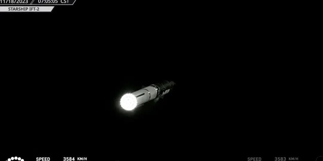 马斯克的玩法似乎和别人不太一样啊。一般发射火箭卫星，都是反复检查，反复实验，反复