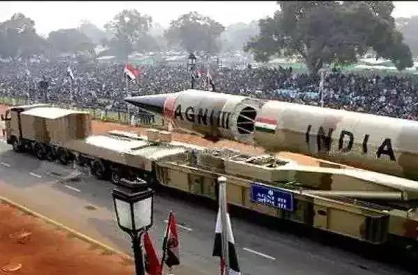 目前世界上只有两种弹道是无法拦截的，一种是钱学森弹道，一种是印度弹道。两者之间的