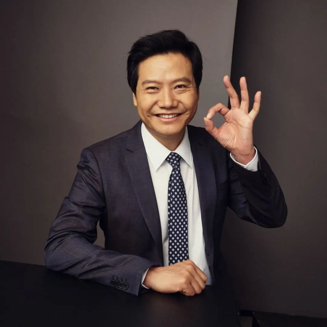 雷总最迷茫的时候卡里只有冷冰冰的40亿，他的第一个公司上市后，仍然看不到打败微软