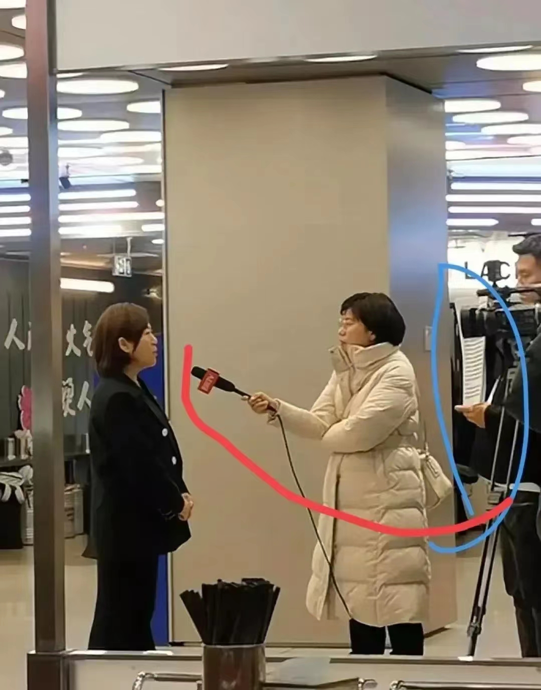 连新闻采访都是假的时，还有什么是真的?