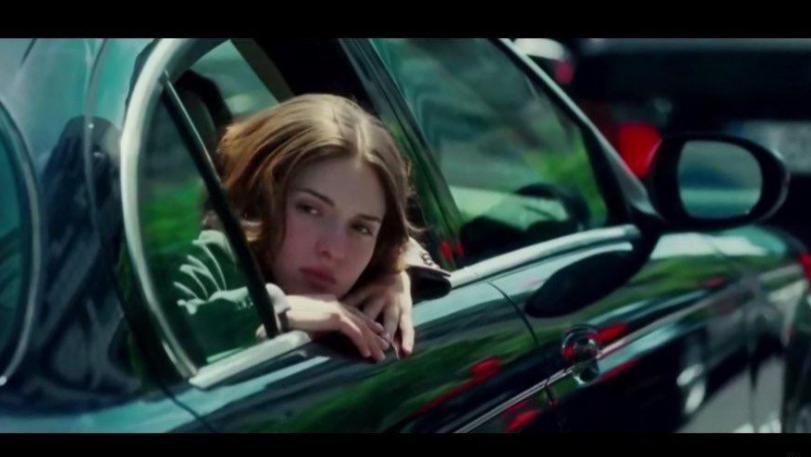 电影《天空之上三公尺》，乖乖女与摩托车男孩的爱情