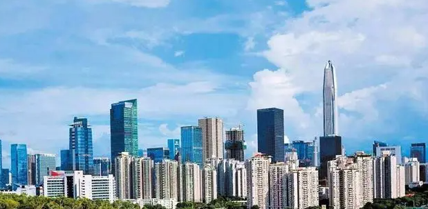 广州是广东的广州，深圳是北京的深圳，这样说应该比较容易懂
广州干不过深圳最主要的