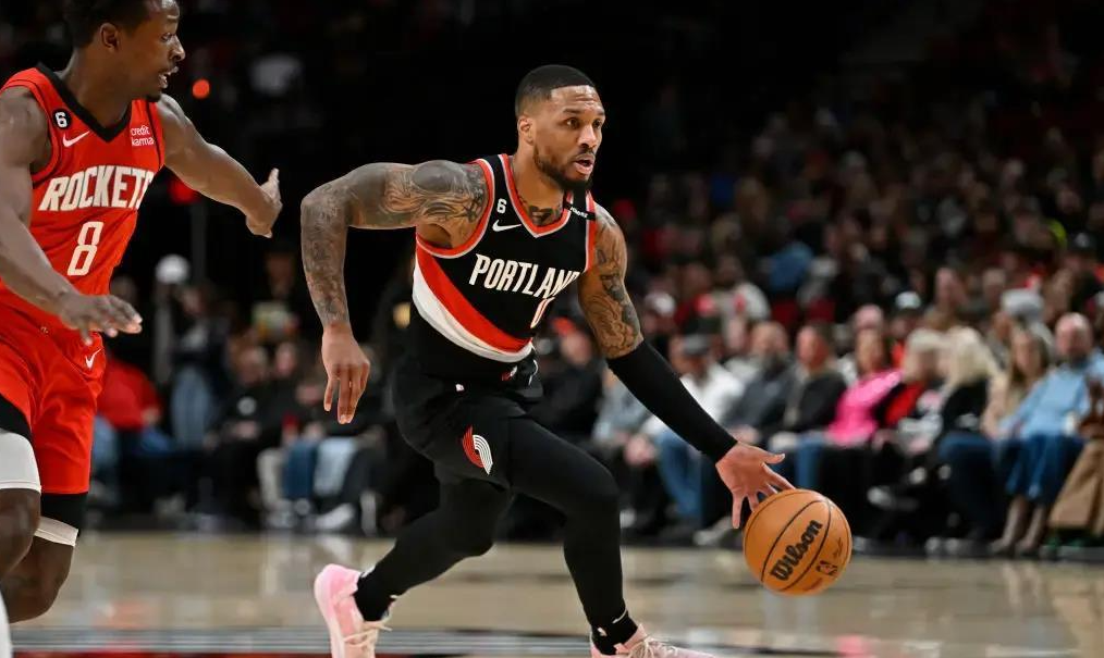 圣诞节 MVP ！星中之星！圣诞大战50分不多见，本世纪以来首次！！！
50分1