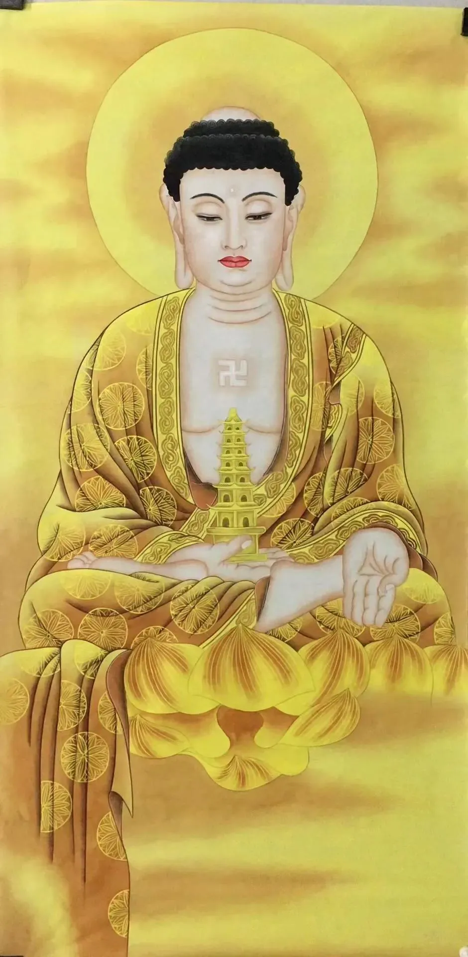 五蕴皆空，度一切苦厄。
是故，色即是空，空即是色。
缘起，我在人群中看见你。
缘