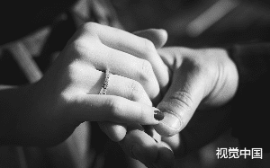 婚礼前夜，消失多年的初恋男友突然出现，并揭开惊天秘密，原来当年......