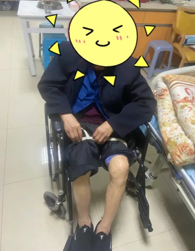 养老院的老人真的好可怜啊，这位老爷爷一个月4000多，加上其他支出，住在一个月接