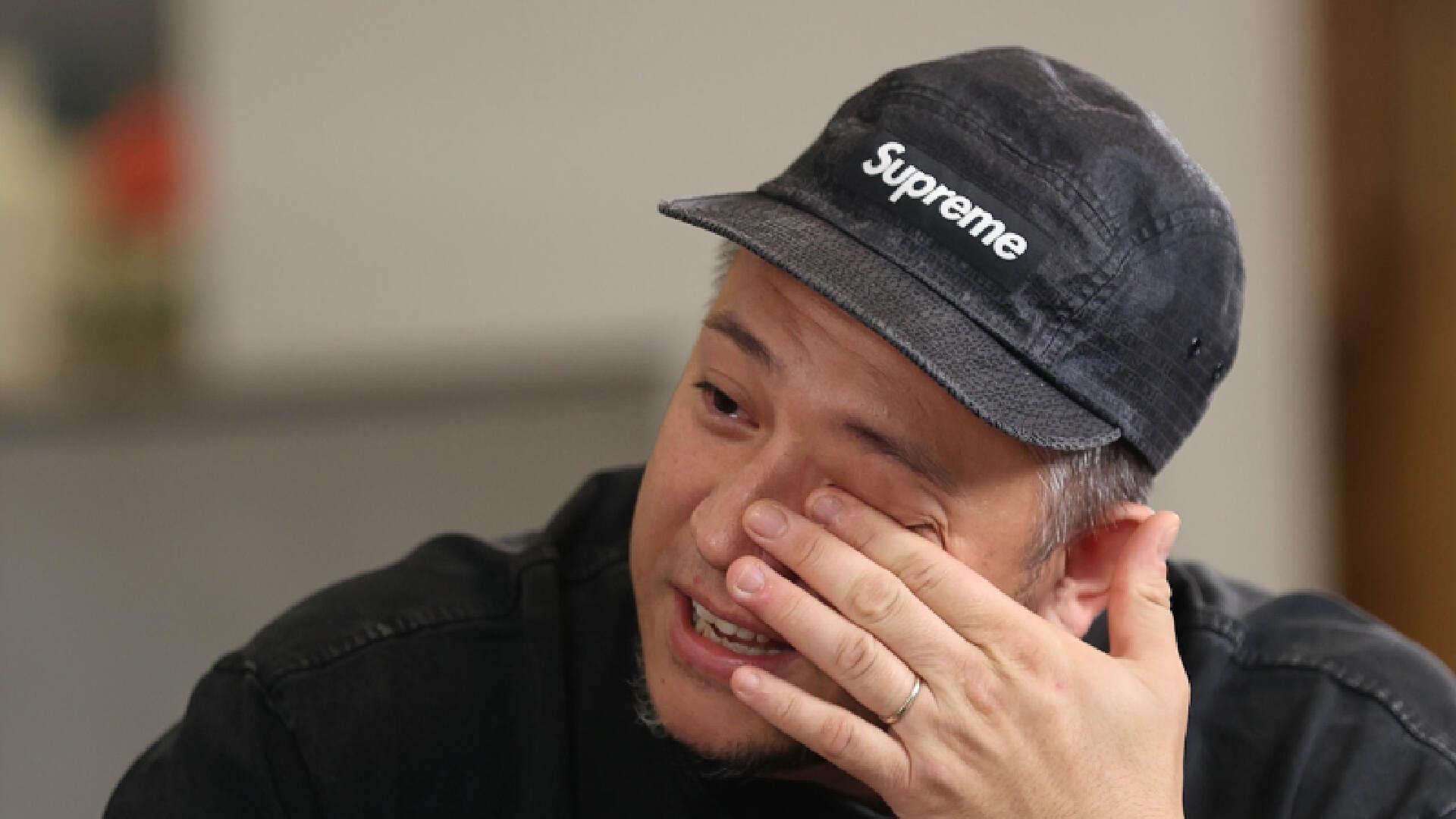 香港知名男星陷经济困难，妻子怀四胎，遭封杀四年没钱交房租！