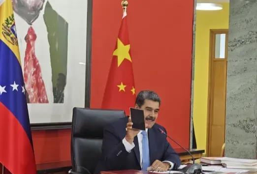 委内瑞拉总统马杜罗风风光光在中国转了一大圈，领略了中国的繁华城市和繁荣社会，当然