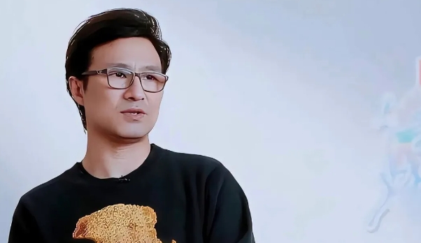 汪峰在离婚后首次宣布新消息，他宣布将在南京举办盛大的演唱会，并在海报上透露了一个