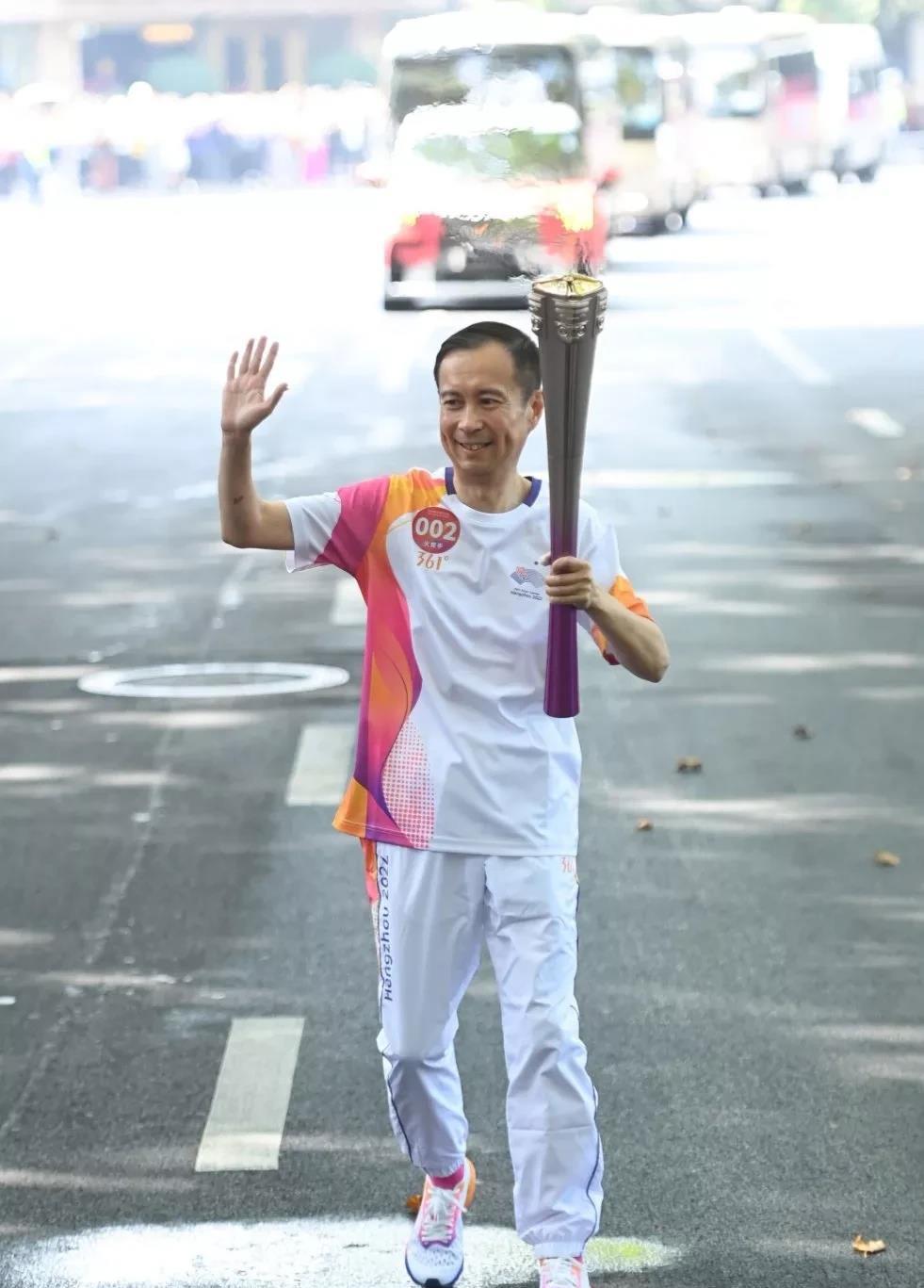 张勇，取代马云，成为杭州亚运会火炬手，得到官方正式认可！

一个时代的落寞就代表