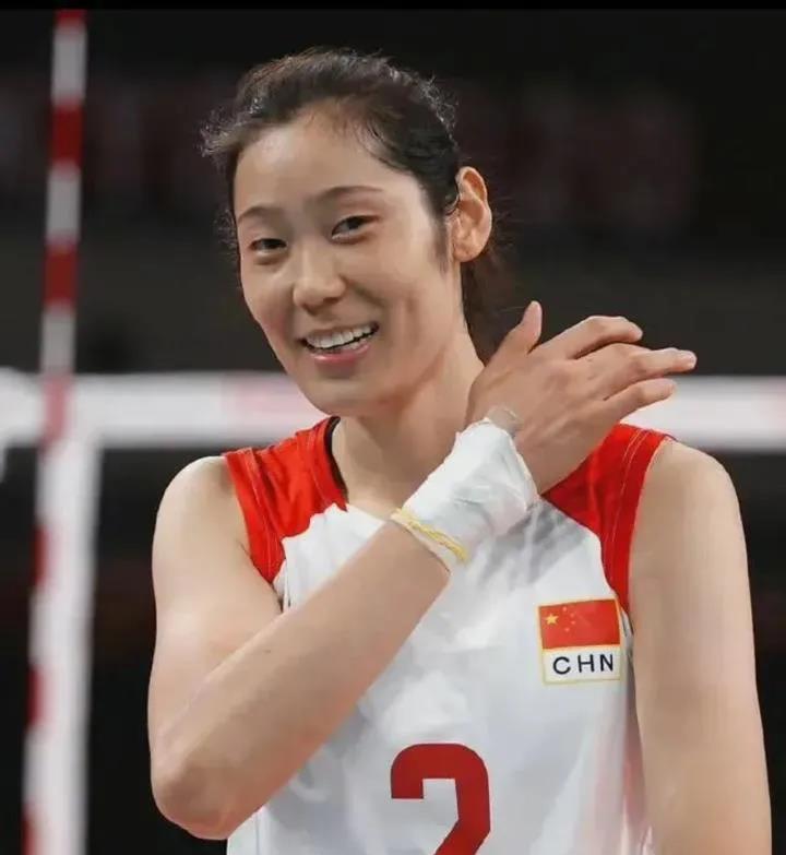 中国三大球在当今世界地位如下！

1、男足（世界五流）
2、女足（世界二流）
3
