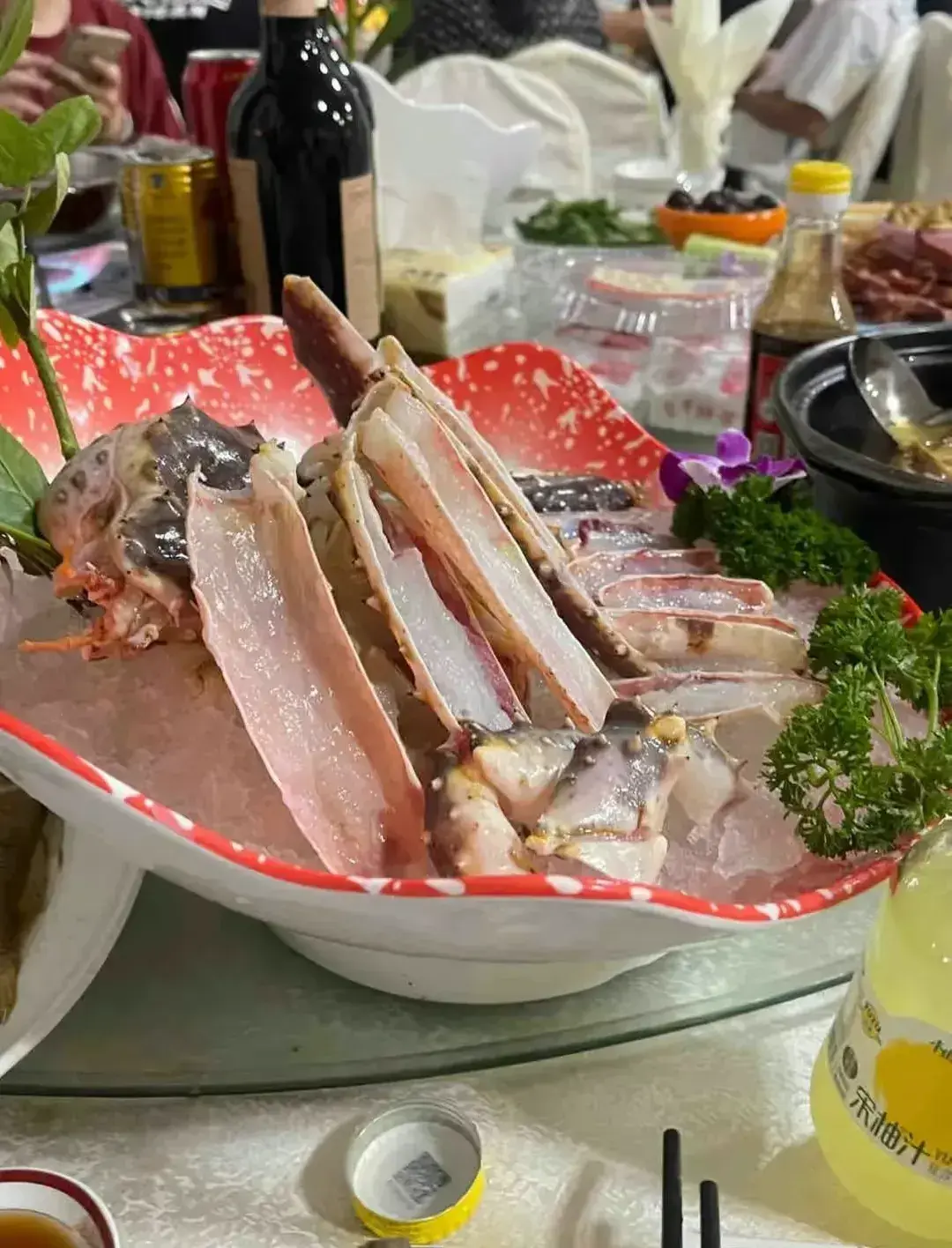 千万别在浙江蹭席，当地人很不欢迎蹭席，给随礼也不行