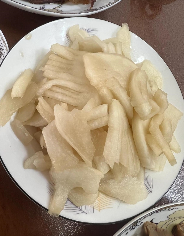 年夜饭里必不可少的家乡菜猜猜是哪里的。