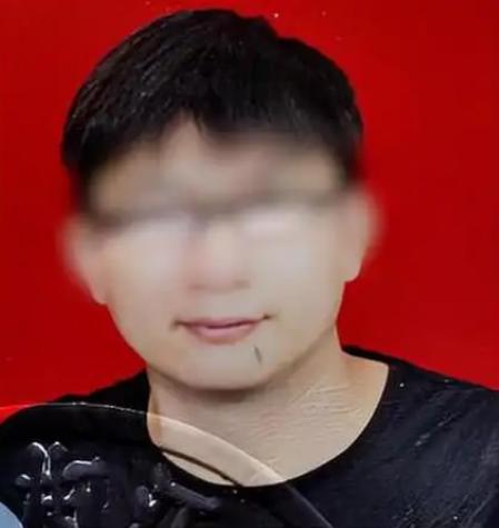 一个叫戴卢民的原台州自规局干部在2月2日被执行死刑，去了该去的地方。 
此人购买