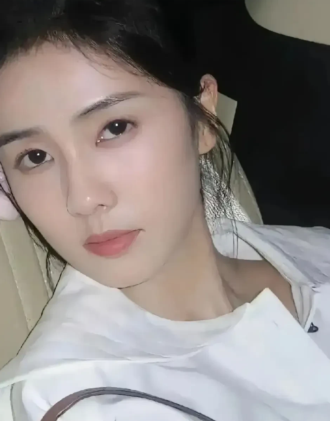 我们老板用亲身历经告诉我，一旦夫妻分房睡，就再也回不去了

我老板向我倾诉，因为