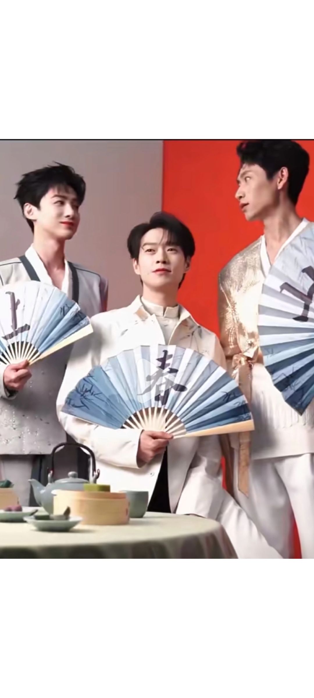 明侦同框含金量
今天的春晚，明侦恐怕现在也很难聚这么齐了。
主会场和长沙分会场双