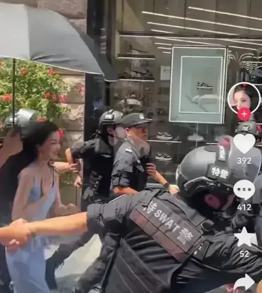 温州政府动用特警保护某女明星出席商业活动，让公信力再次受到质疑，政府官员有滥用职