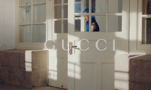 Gucci全新广告大片好绝啊！它是怕我们看出里面的模特是白鹿吗？

整部广告大片