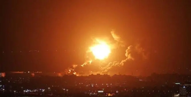 西方统治下的世界太可怕了！一发生矛盾就用导弹炸你，死了平民就说是附带伤害，重要的