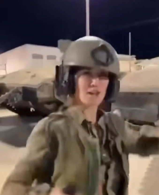 以色列🇮🇱海豹突击队的女兵的最终结局：

不久前还在镜头前跳舞，还是一条鲜活