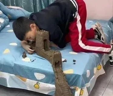 如果是你的孩子，是打还是夸？
