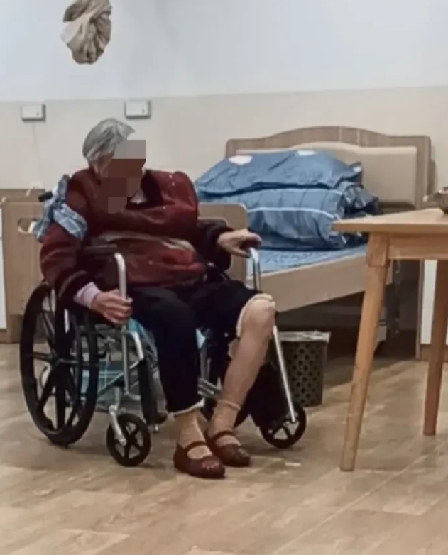 老人阿兹海默了，子女就想把他送到那种养老院去。老实讲，你把他送到养老院去自己是解