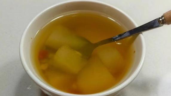 天然的“止咳汤”找到了，每天煮一锅，止咳润肺，冬天少生病！