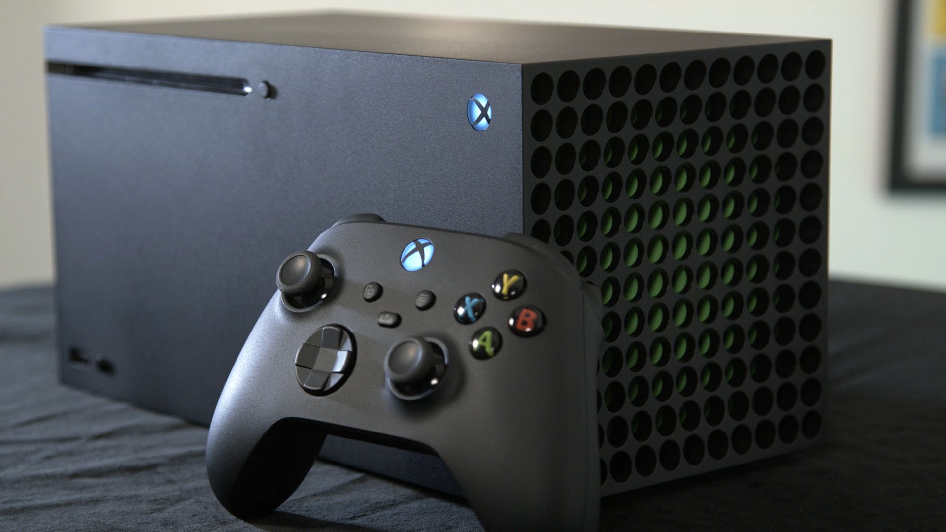 下一代Xbox的发布可能会晚于索尼PS6，由于微软推迟与AMD签订合同
