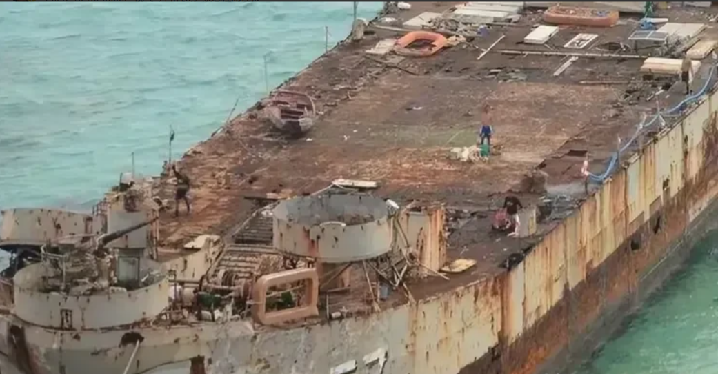 菲律宾警告：如敢拖船将不惜一战，如敢再次拦截将有可怕后果。
所有人都知道，菲律宾