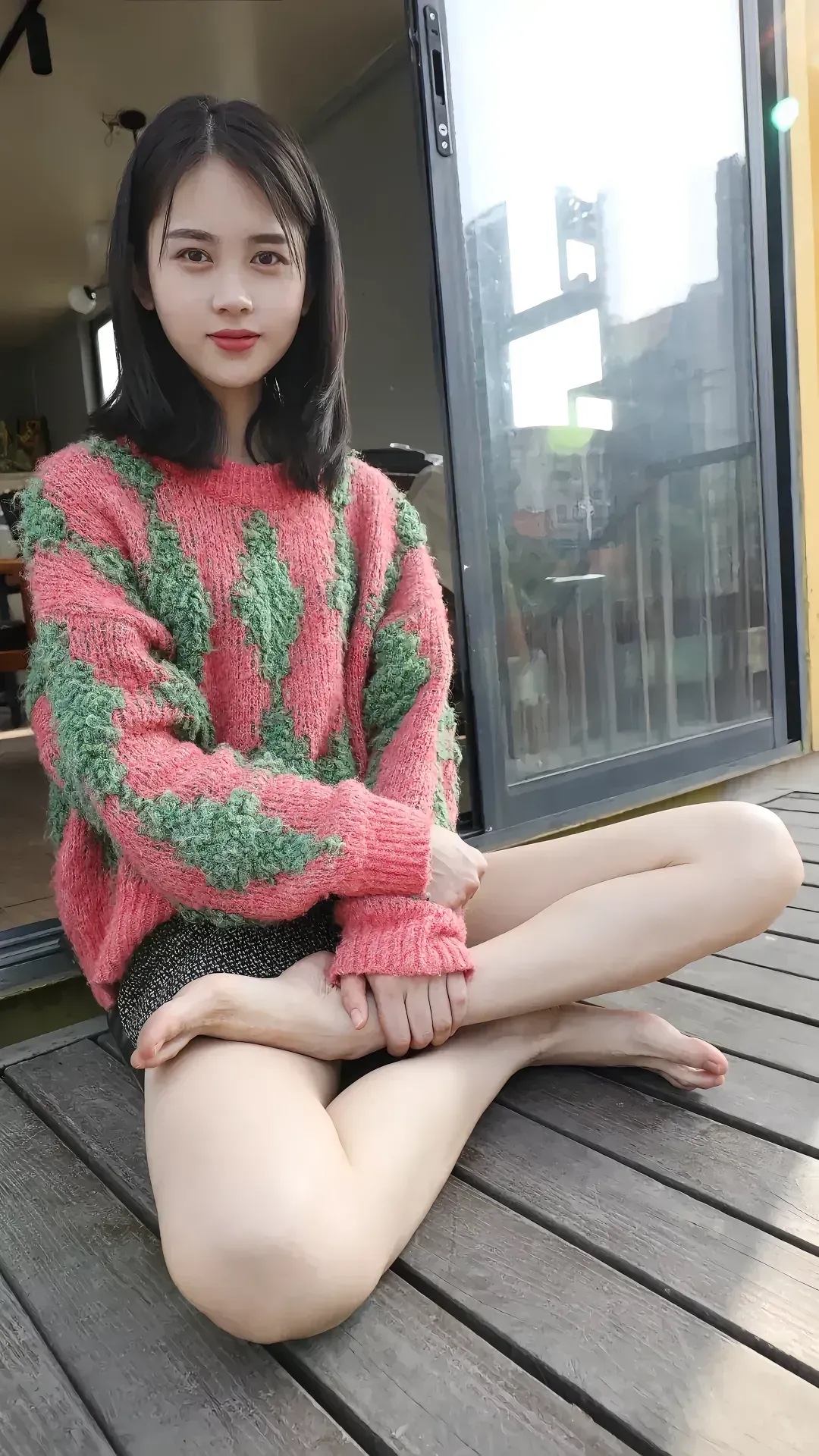 男人找老婆，
关键不是漂亮，不是聪明，
而是脾气好，性格好。
要善良贤惠的，
要