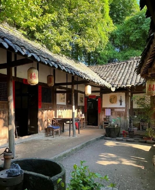 农村的风景,平淡但耐看,也许老家并不便利,却温暖治愈。 ​ ​​​