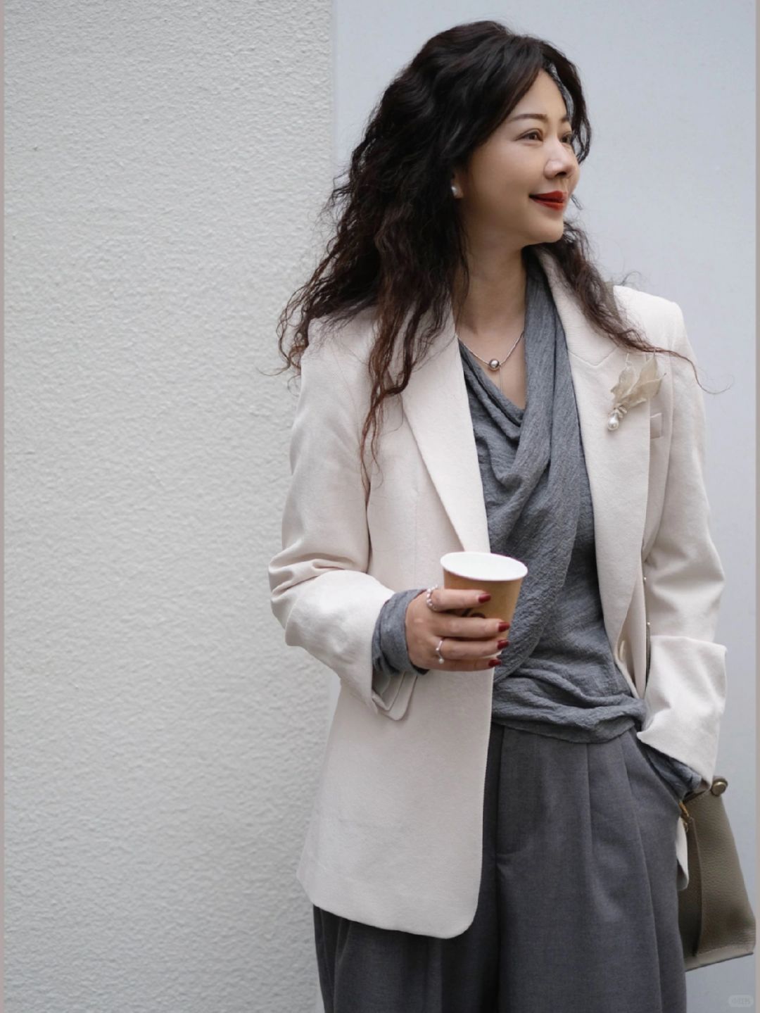 40＋L号微胖人~如何快速找到自己穿搭的风格
🍃风格不应该受到年龄的限制
在这