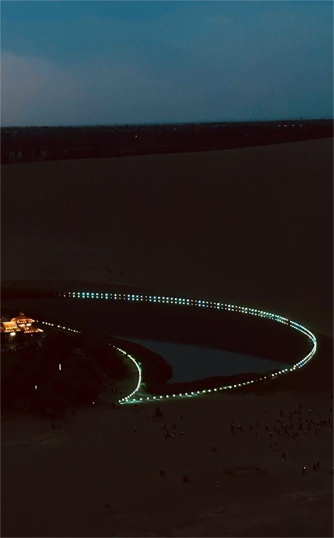 公主们的鸣沙山月牙泉🌛写真攻略