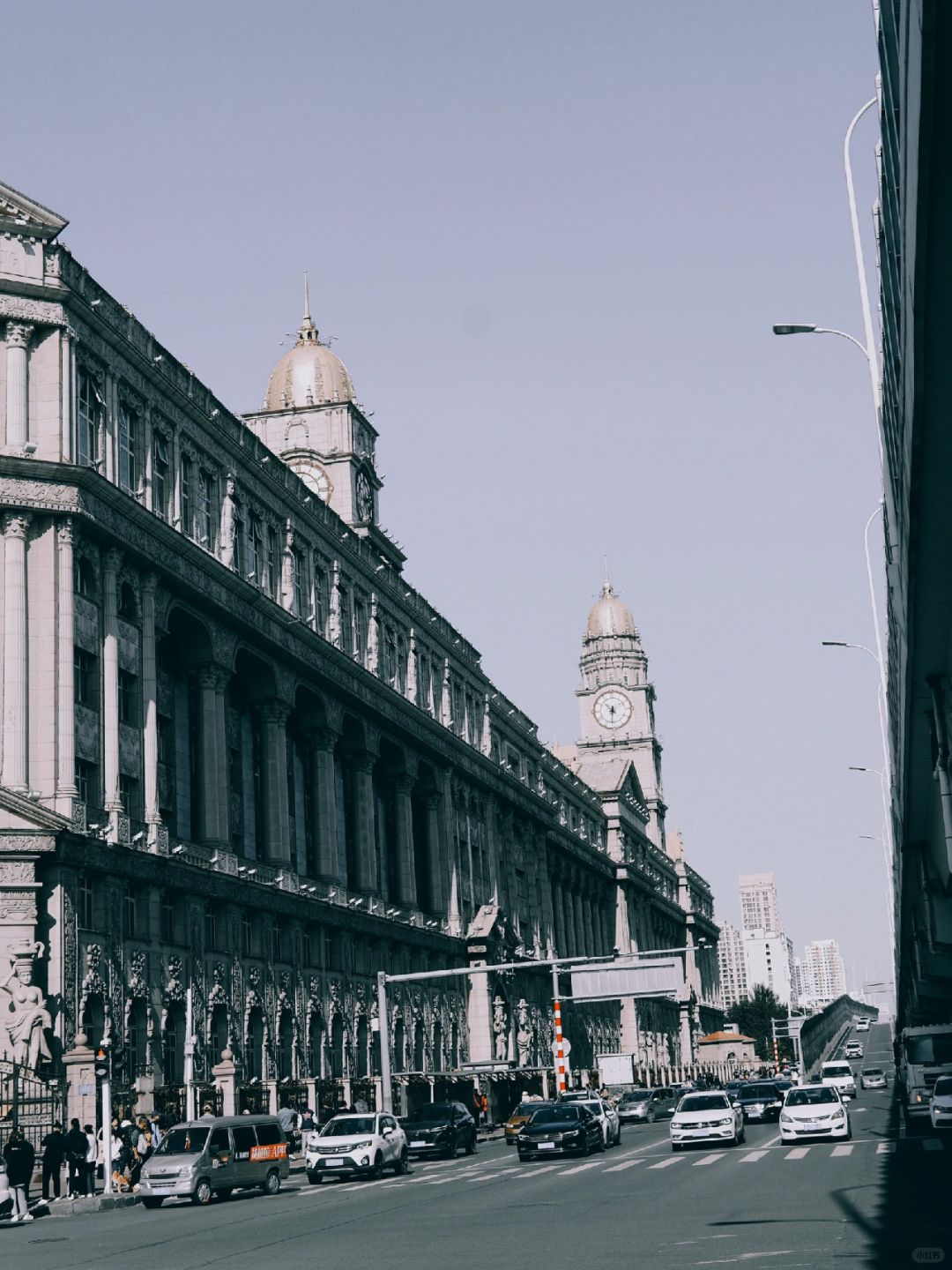 东北卢浮宫，哈药集团制药六厂，4.5亿？？
去不了巴黎，就去哈尔滨吧。
拍照是真