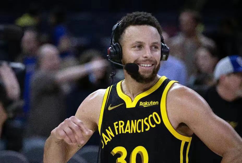 一人一城的故事，在NBA非常美好。因为商业联盟中，球员和老板都是逐利的，能够坚守