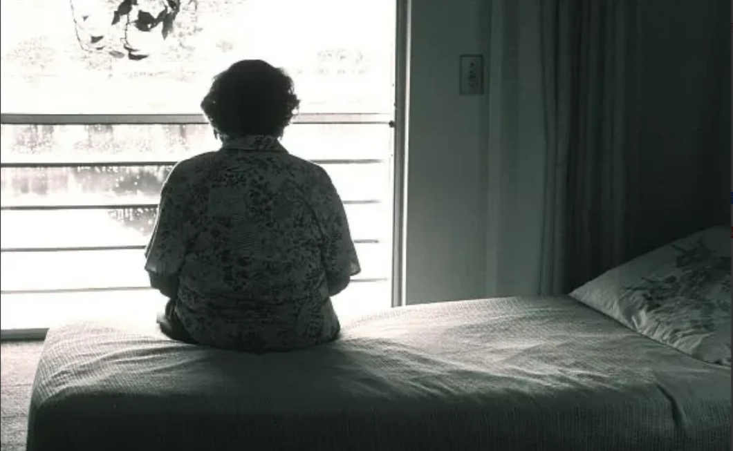 “这个老太聪明！”北京，80多岁老太，在老伴走后便立下遗嘱，将房子平分给4个子女