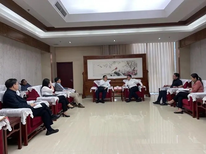 体制内做事，若是把事顺便拓展一下，会有更多机会。 比如2月19号某市秘书长联系我