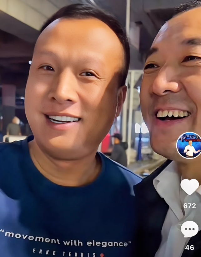 堂堂一个县委书记陈行甲，现在整天背个小包，拉个拉杆箱，不是坐高铁，就是坐出租，没